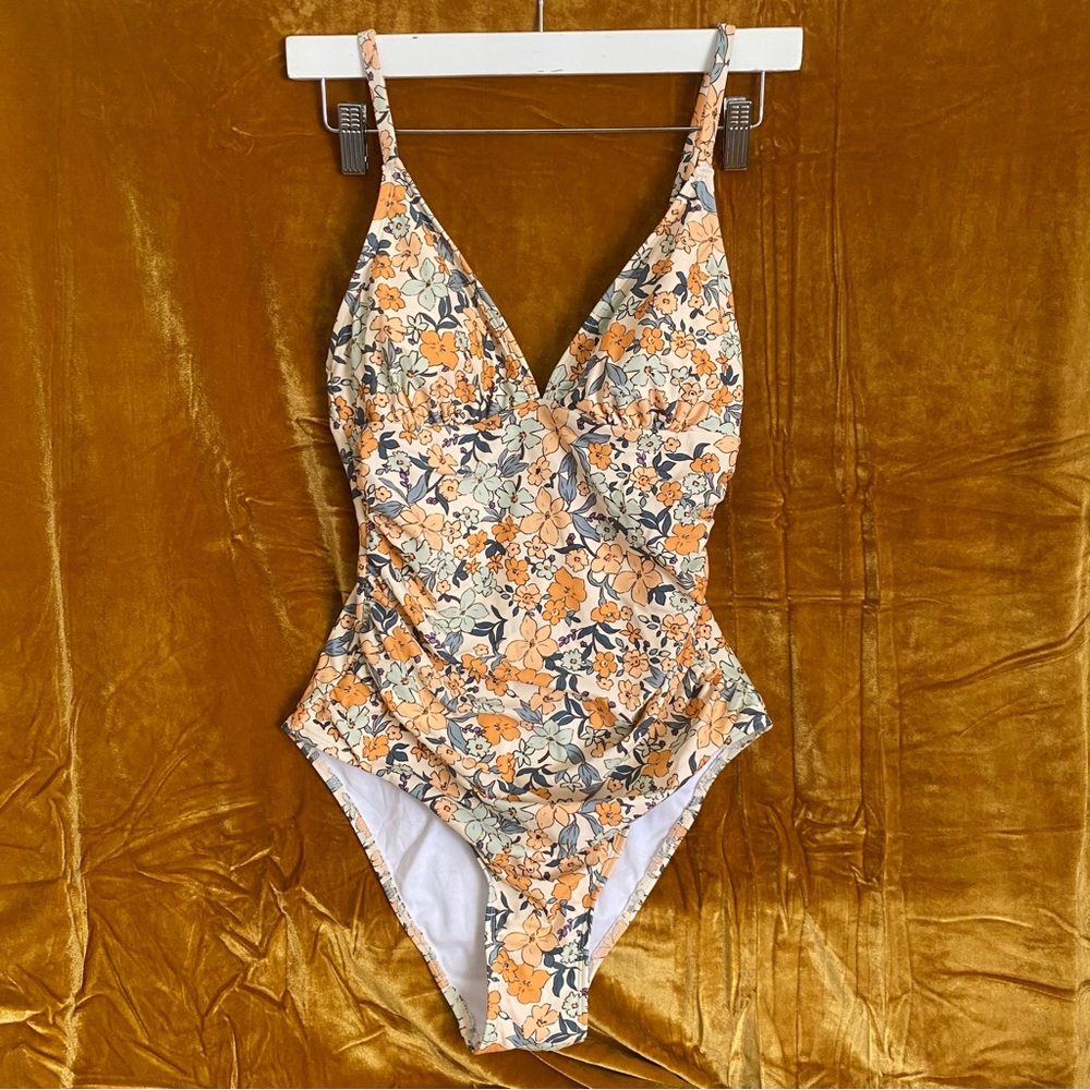 Cupshe Cream and Yellow One Piece Swimsuit with Plunging V-neckline